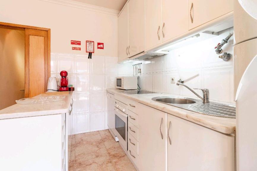 ポボア・デ・バルジンMarble Houseアパートメント エクステリア 写真